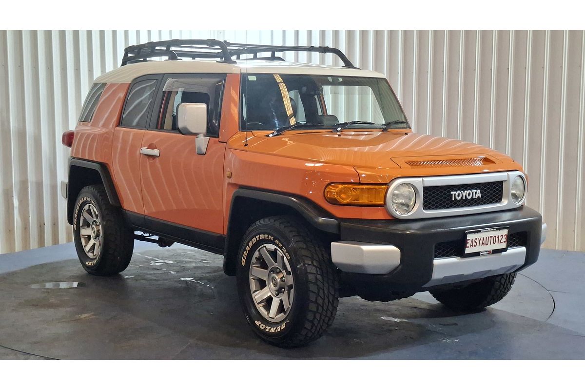 2014 Toyota FJ Cruiser GSJ15R