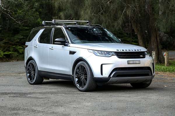2019 Land Rover Discovery SD6 SE Series 5