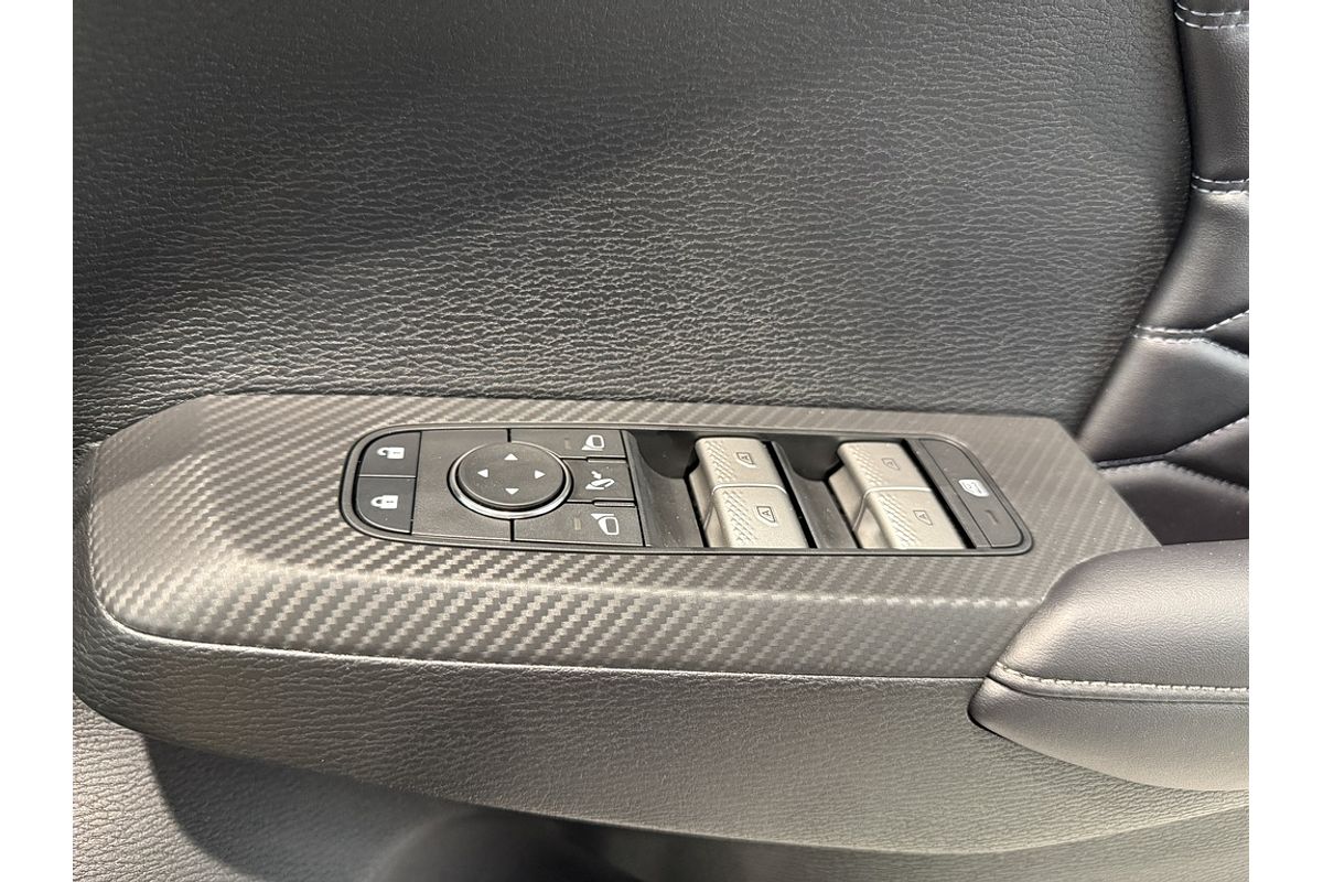 2025 Mitsubishi ZM Outlander EXCEED 2.5L CVT AWD 5ST