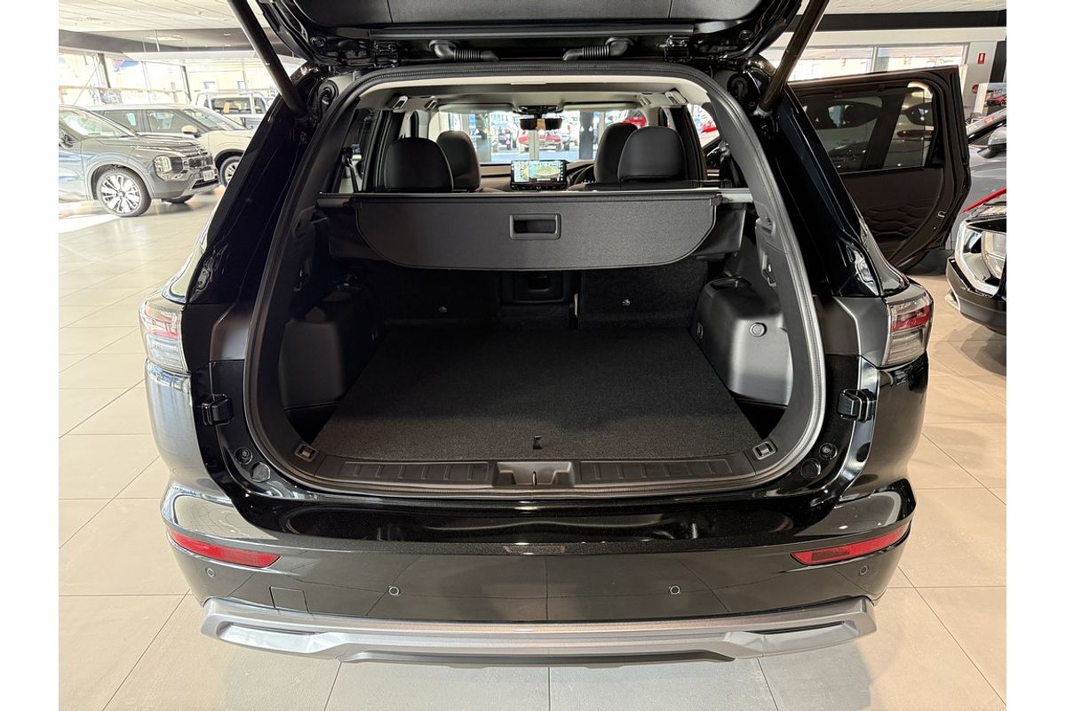 2025 Mitsubishi ZM Outlander EXCEED 2.5L CVT AWD 5ST