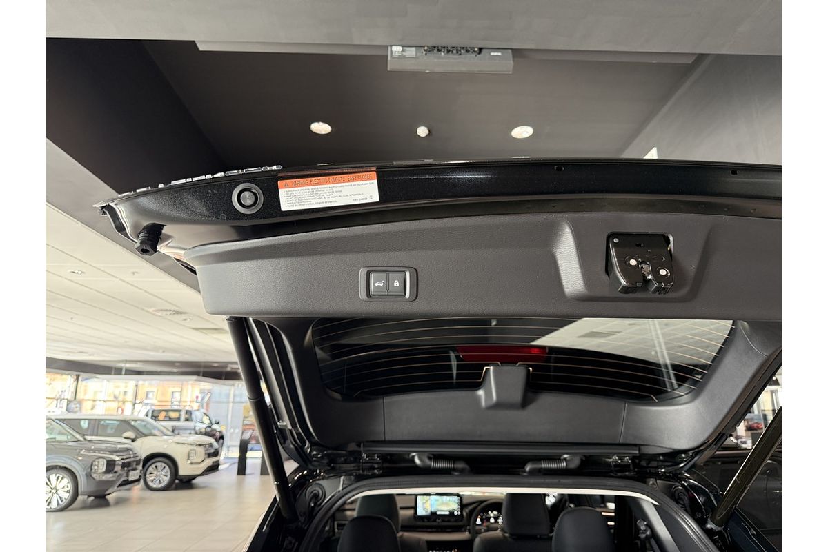 2025 Mitsubishi ZM Outlander EXCEED 2.5L CVT AWD 5ST