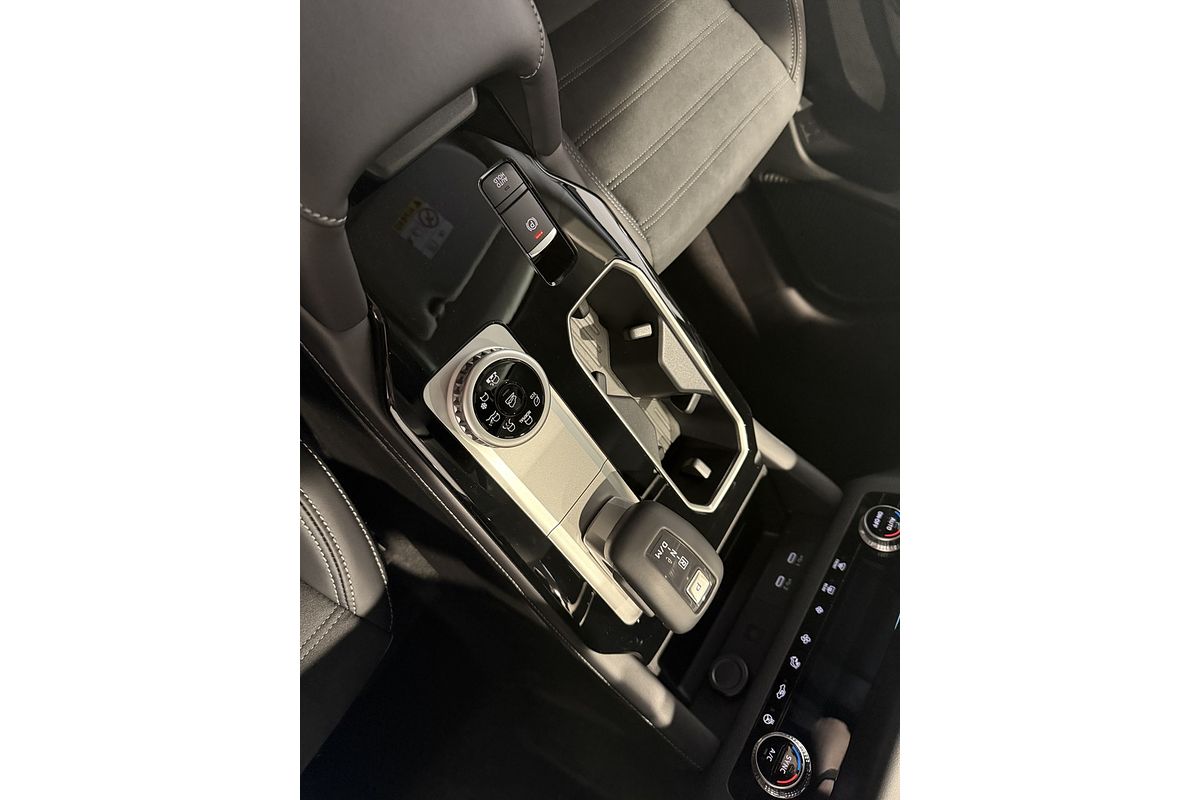 2025 Mitsubishi ZM Outlander ASPIRE 2.5L CVT 2WD 7ST