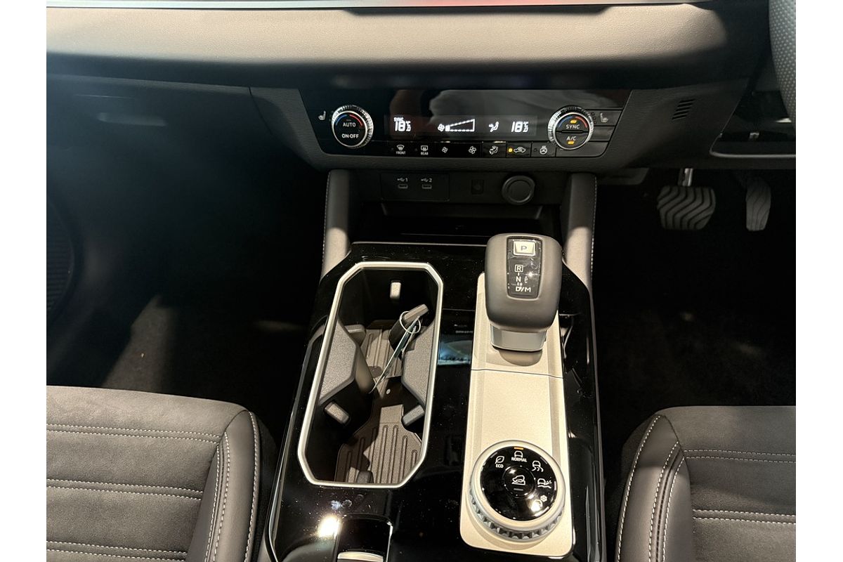 2025 Mitsubishi ZM Outlander ASPIRE 2.5L CVT AWD 7ST