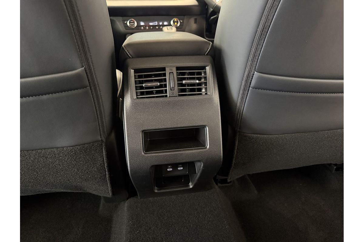 2025 Mitsubishi ZM Outlander ASPIRE 2.5L CVT AWD 7ST