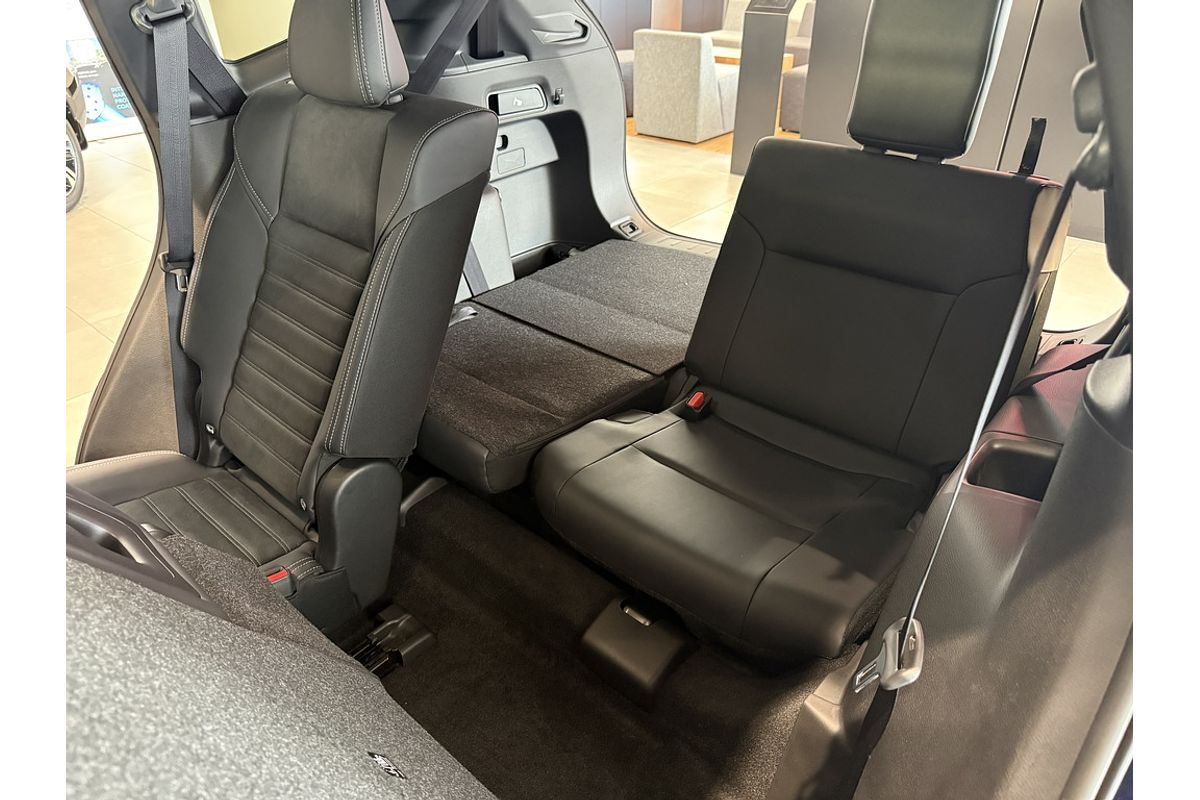 2025 Mitsubishi ZM Outlander ASPIRE 2.5L CVT AWD 7ST
