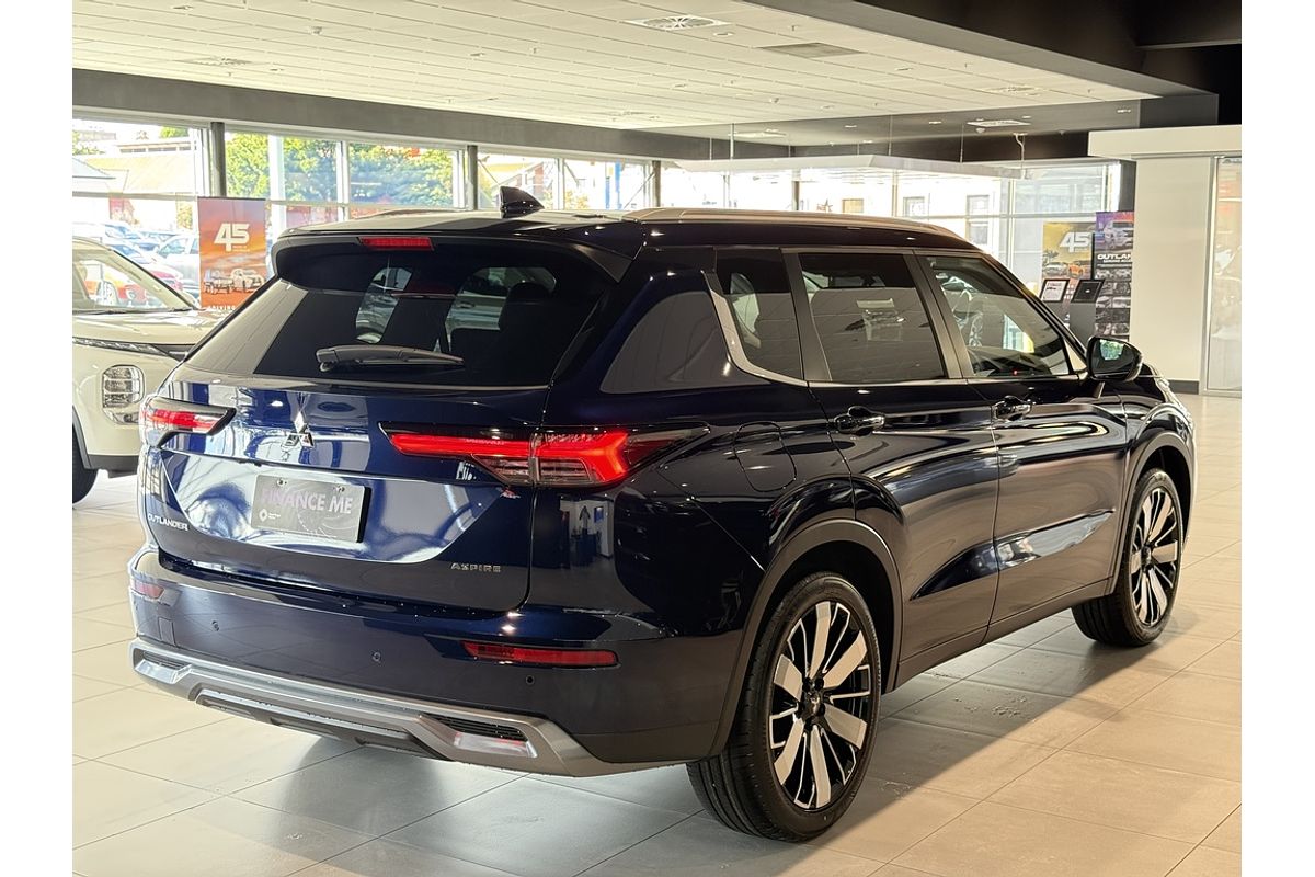 2025 Mitsubishi ZM Outlander ASPIRE 2.5L CVT AWD 7ST