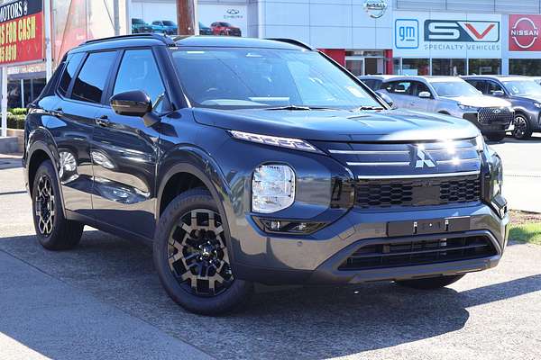 2025 Mitsubishi Outlander LS BLACK EDITION ZM