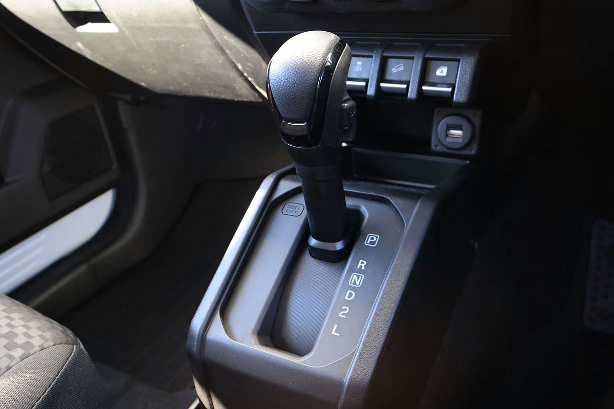 2025 Suzuki Jimny GLX GJ