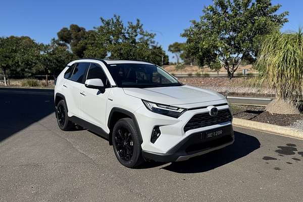 2024 Toyota RAV4 Cruiser AXAH54R