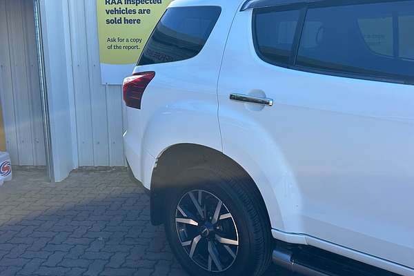 2019 Isuzu MU-X LS-U thumb-5