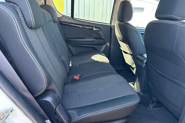 2019 Isuzu MU-X LS-U thumb-6