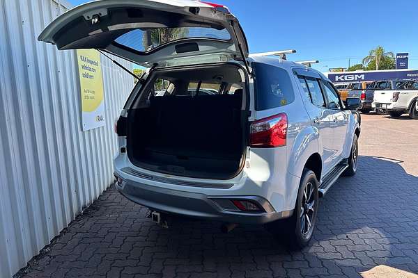 2019 Isuzu MU-X LS-U thumb-10