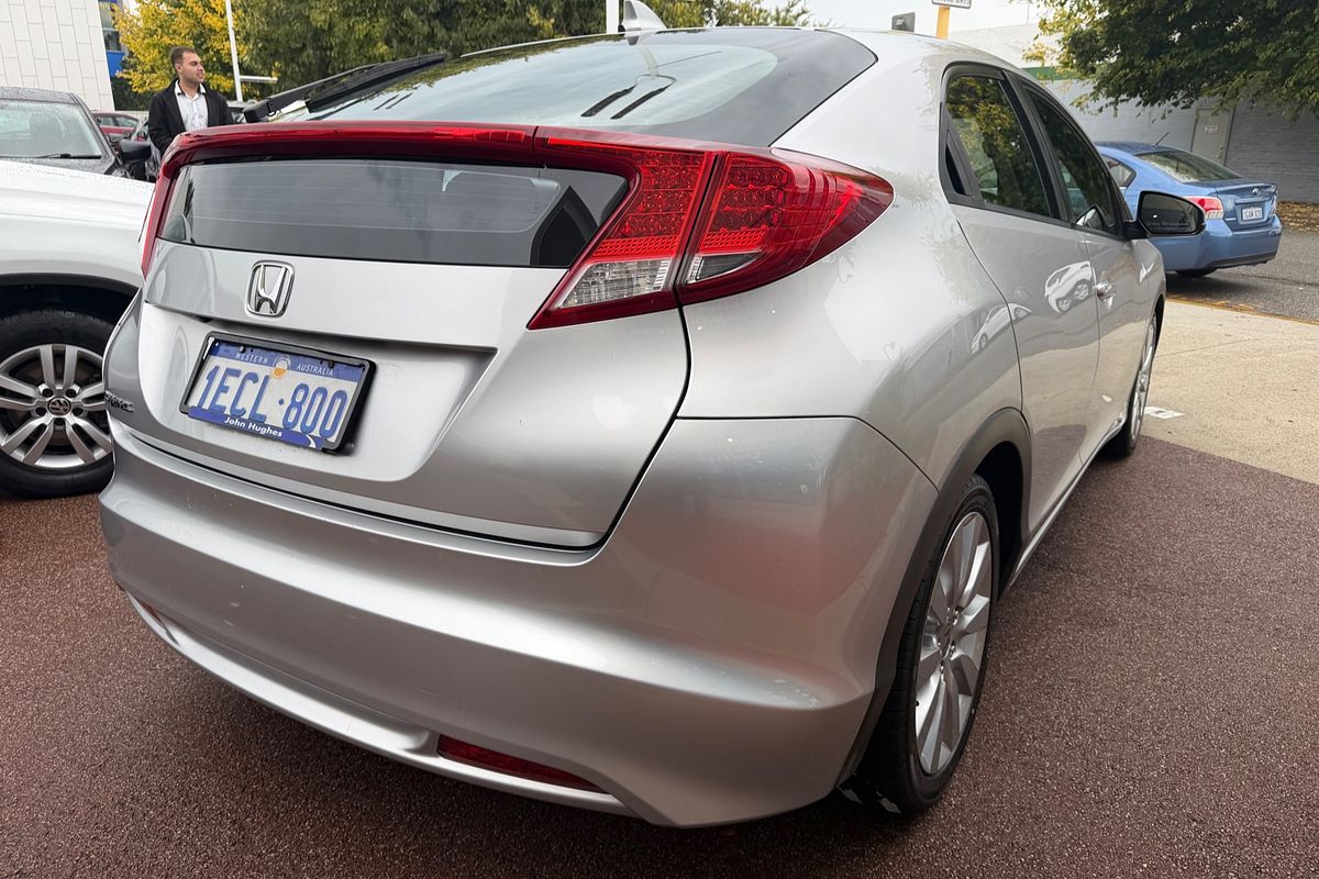 2012 Honda Civic VTi-L 9th Gen