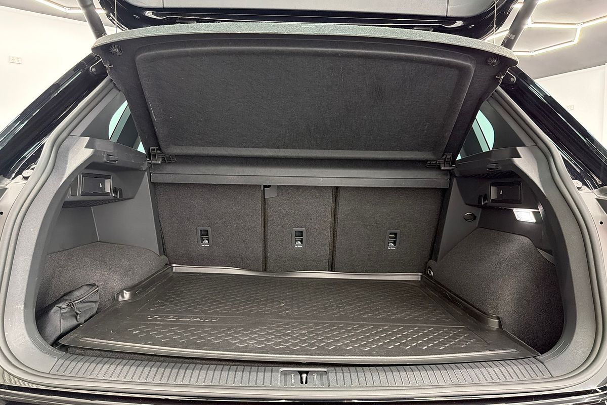 2023 Volkswagen Tiguan R 5N