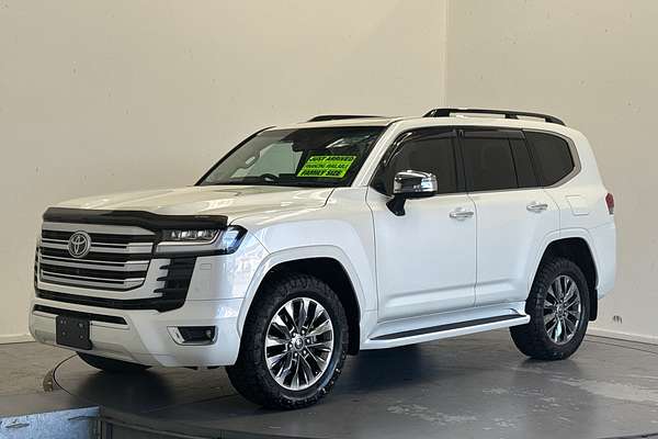 2023 Toyota Landcruiser Sahara ZX FJA300R