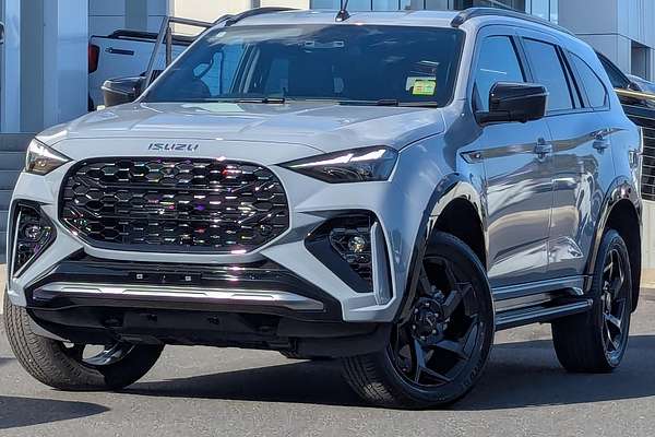 2026 Isuzu MU-X X-TERRAIN