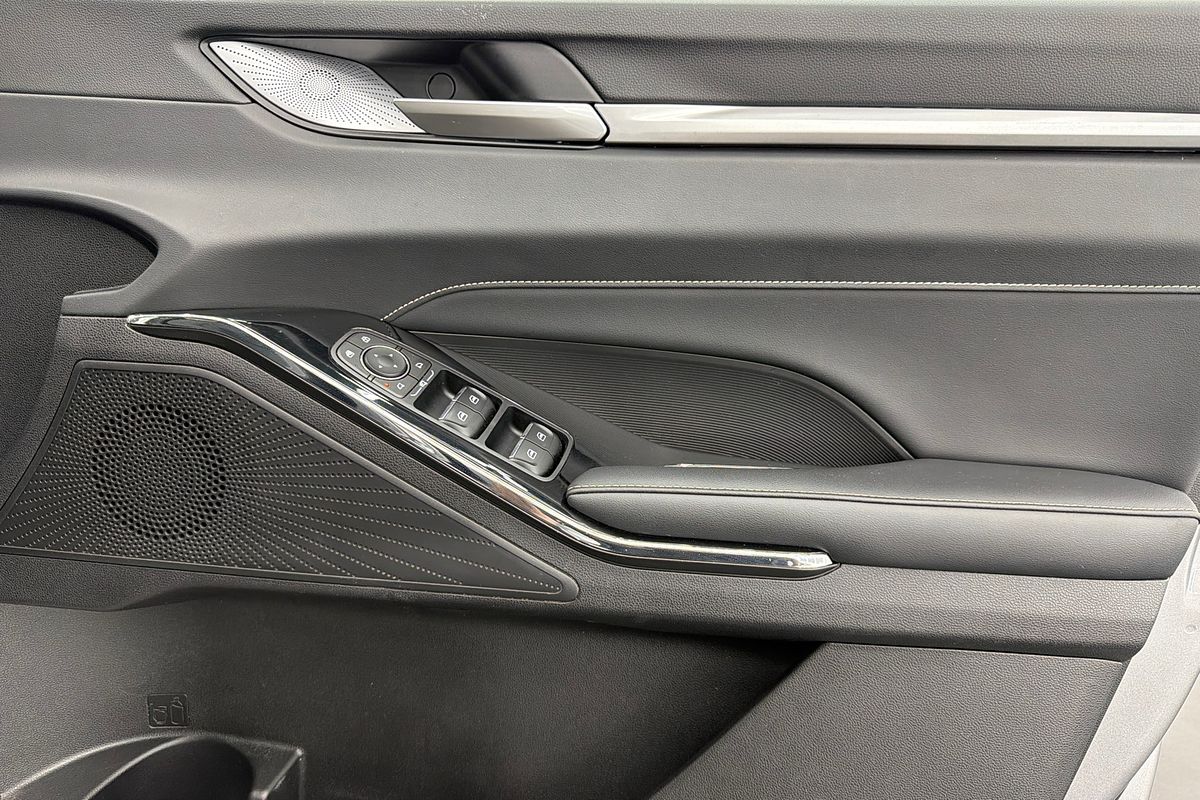 2023 GWM Haval H6 Lux Hybrid B01