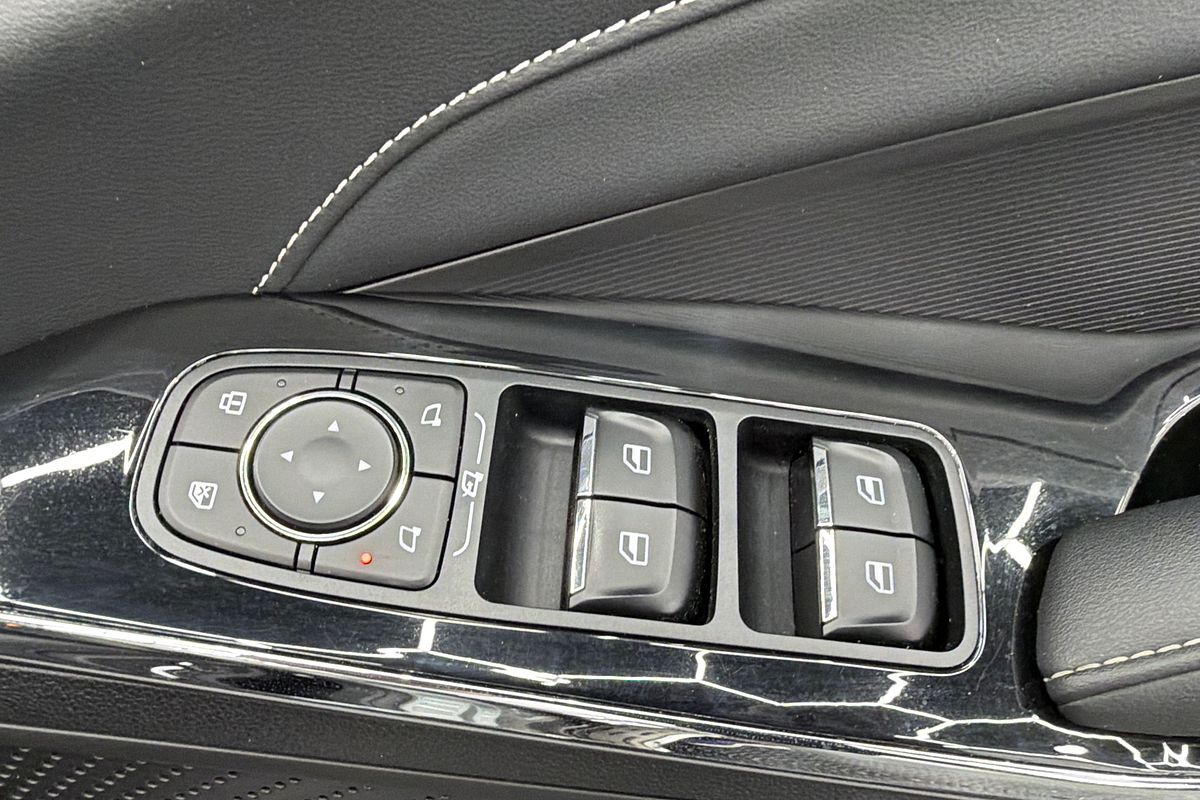 2023 GWM Haval H6 Lux Hybrid B01