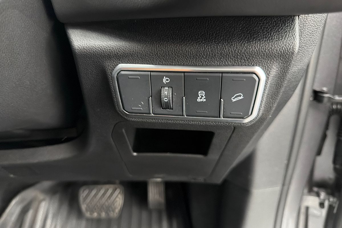 2023 GWM Haval H6 Lux Hybrid B01