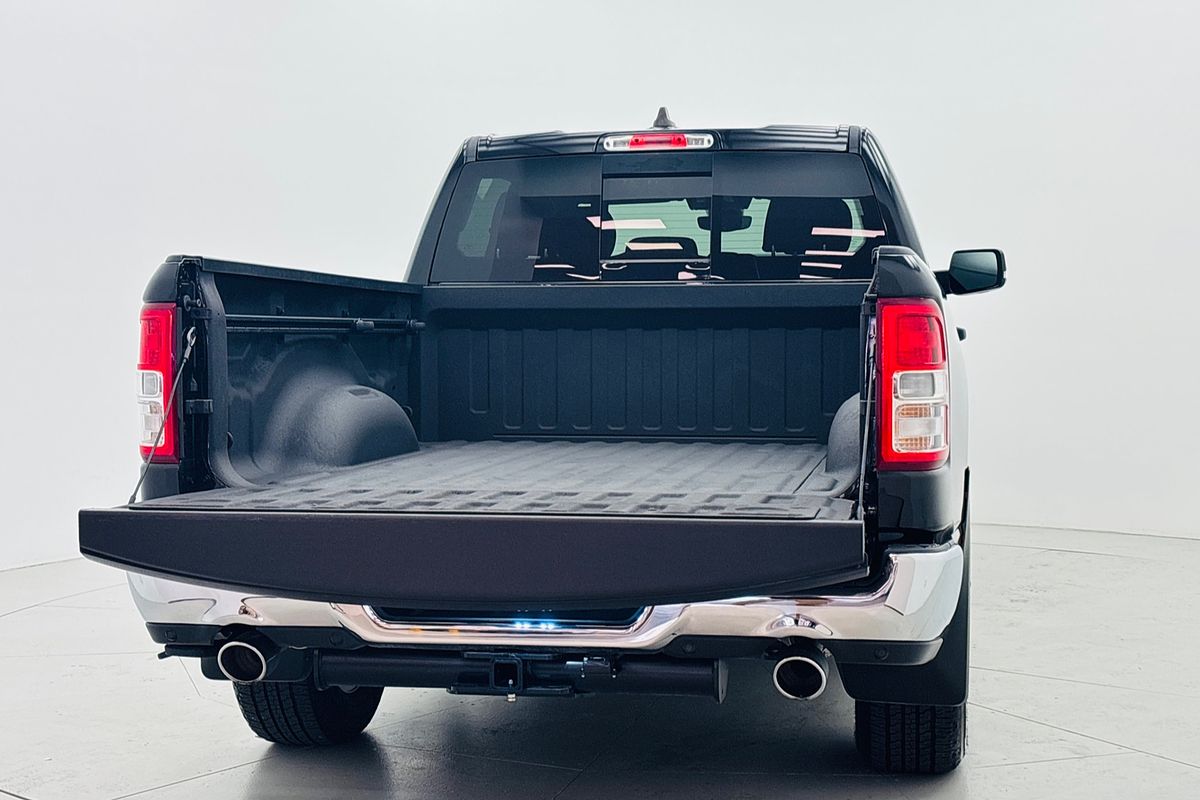 2024 Ram Trucks 1500 Big Horn Crew Cab