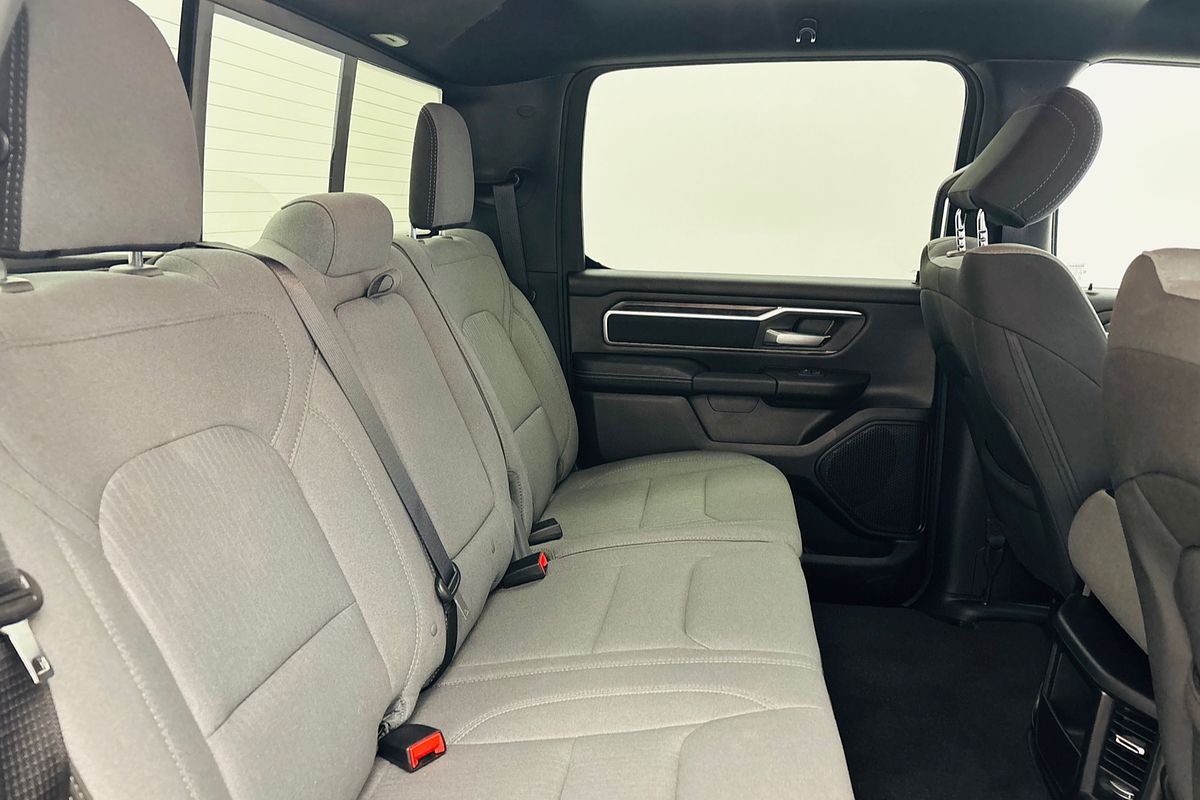 2024 Ram Trucks 1500 Big Horn Crew Cab