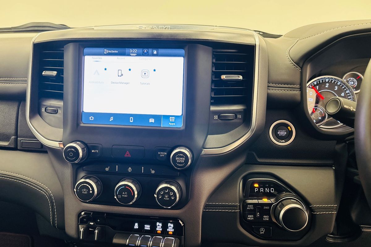 2024 Ram Trucks 1500 Big Horn Crew Cab