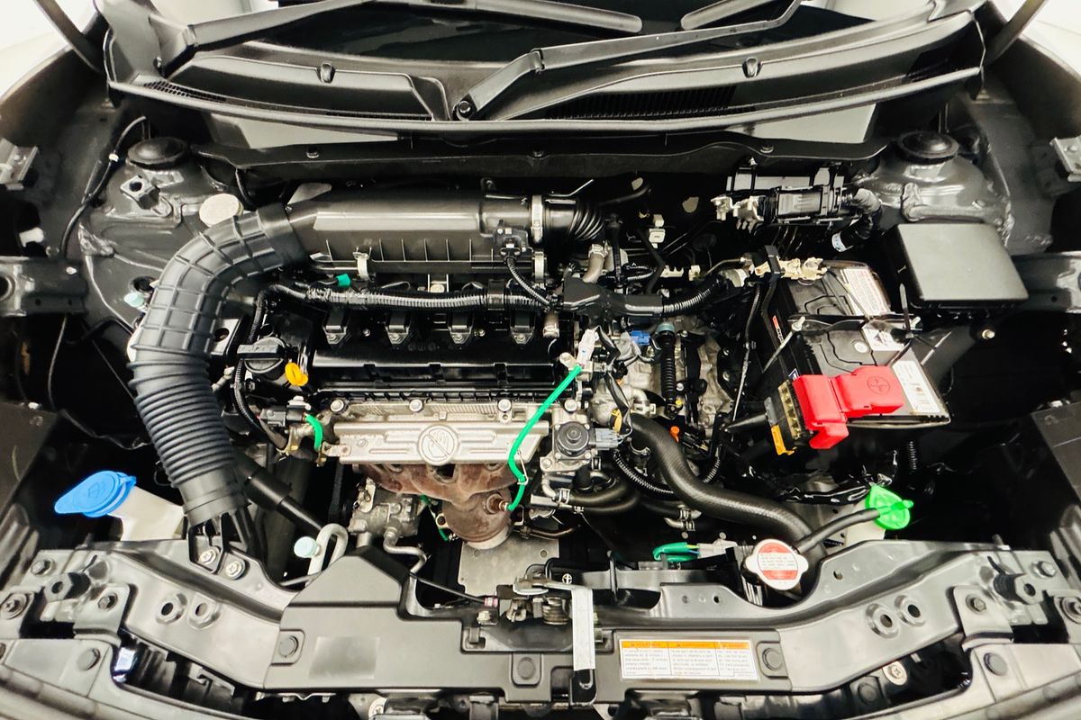 2017 SUZUKI SWIFT GL NAVIGATOR CONTINUOUS VARIABLE 5D HATCHBACK 4CYL 