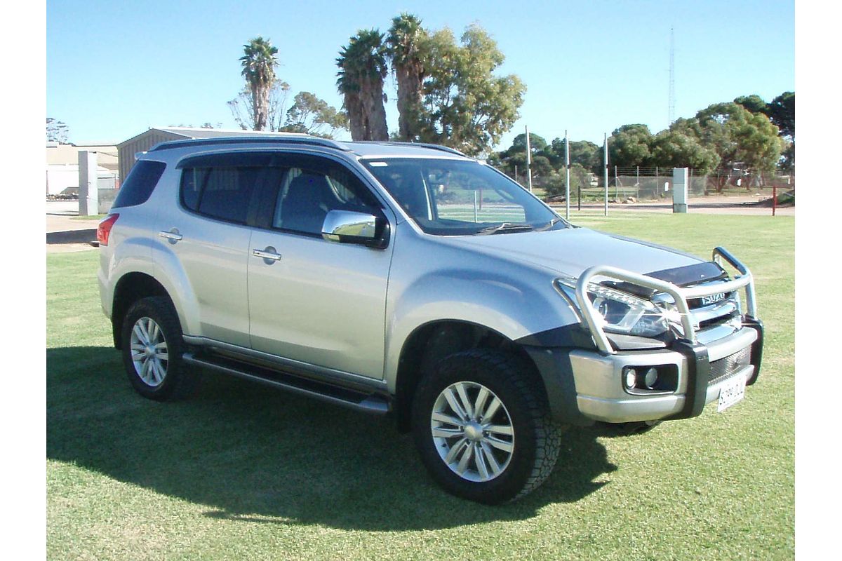 2018 Isuzu MU-X LS-T