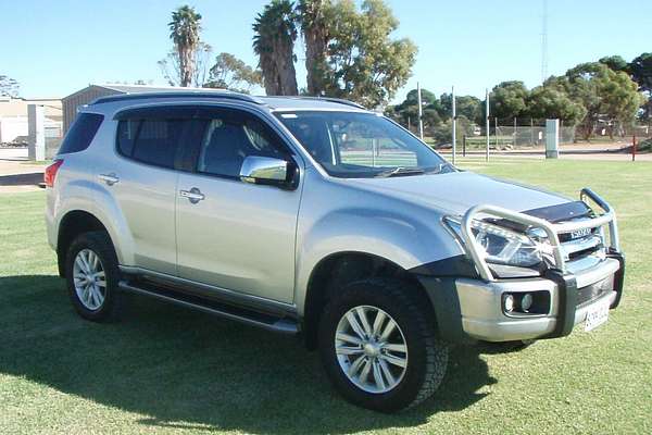 2018 Isuzu MU-X LS-T