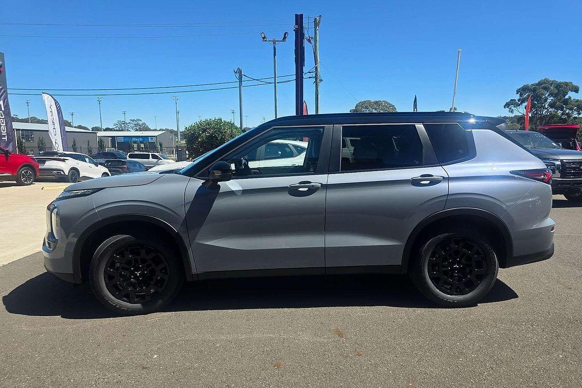 2026 Mitsubishi Outlander LS ZM