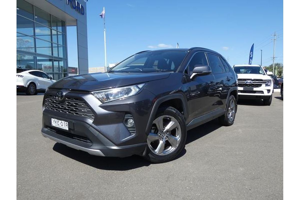 2020 Toyota RAV4 GXL MXAA52R
