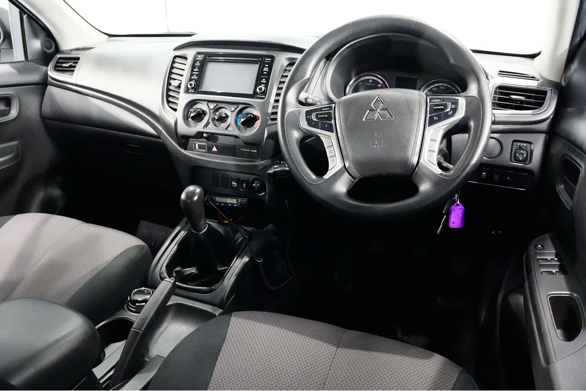 2020 Mitsubishi Triton GLX ADAS MR 4X4