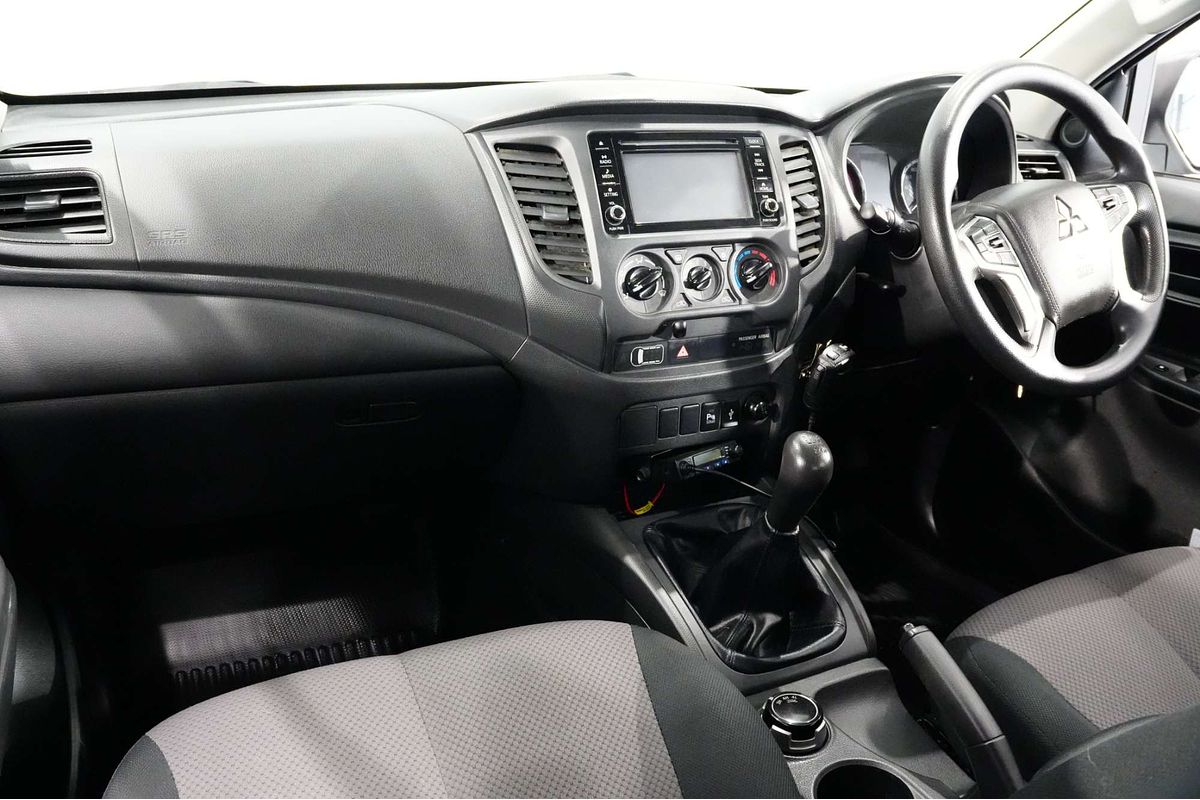 2020 Mitsubishi Triton GLX ADAS MR 4X4