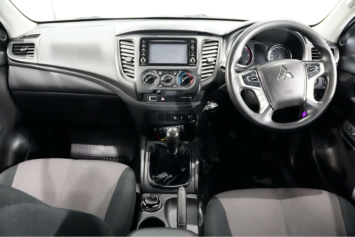 2020 Mitsubishi Triton GLX ADAS MR 4X4