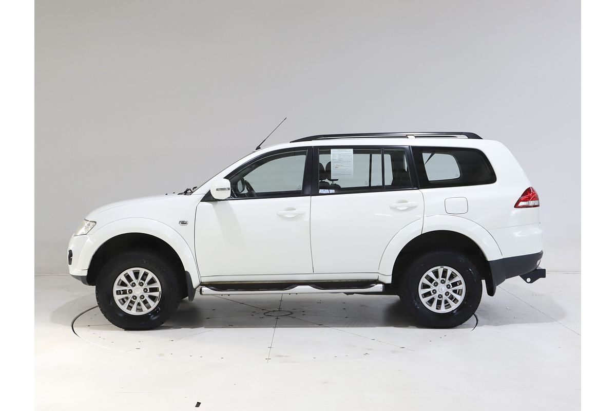 2013 Mitsubishi CHALLENGER 30th ANNIVERSARY (4x2) 5 SP AUTOMATIC 4D WAGON DT4 DIESEL