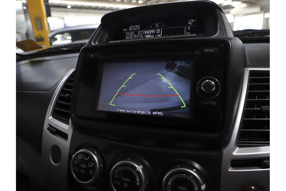 2013 Mitsubishi CHALLENGER 30th ANNIVERSARY (4x2) 5 SP AUTOMATIC 4D WAGON DT4 DIESEL