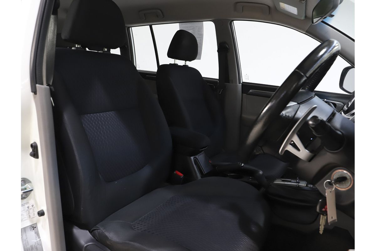 2013 Mitsubishi CHALLENGER 30th ANNIVERSARY (4x2) 5 SP AUTOMATIC 4D WAGON DT4 DIESEL