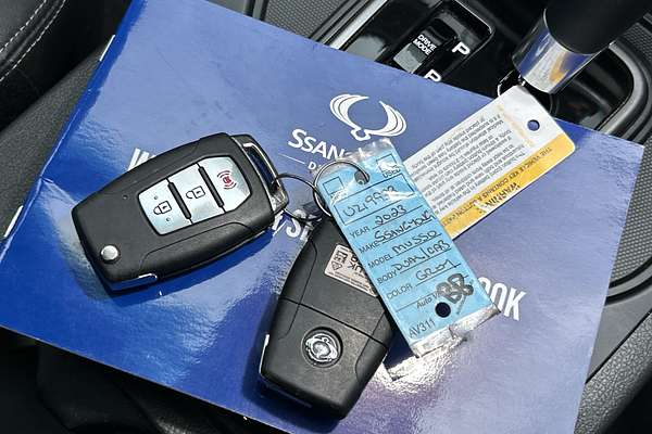 2023 SsangYong Musso ELX Q261 4X4 LWB thumb-22