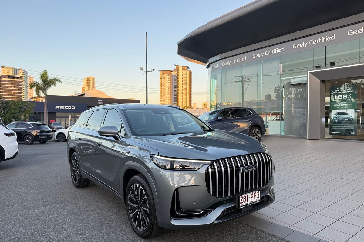 2025 Jaecoo J8 Track