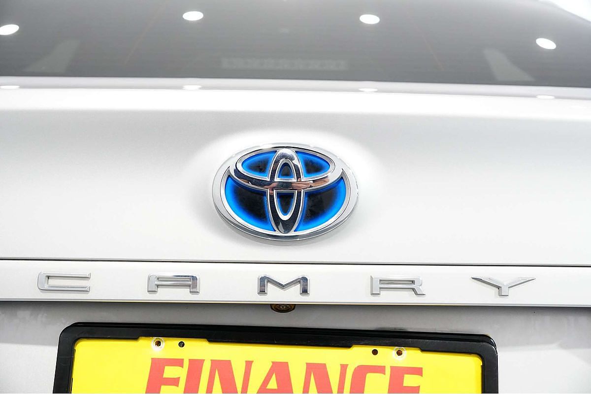 2022 Toyota Camry Ascent AXVH70R