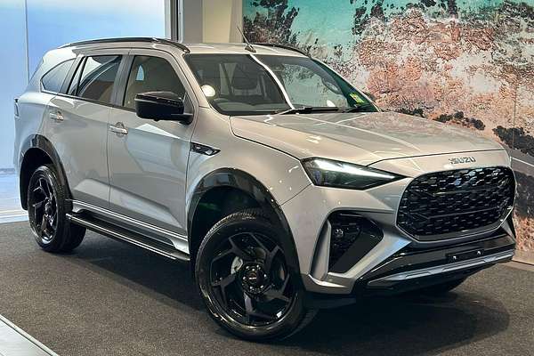 2026 Isuzu MU-X X-TERRAIN