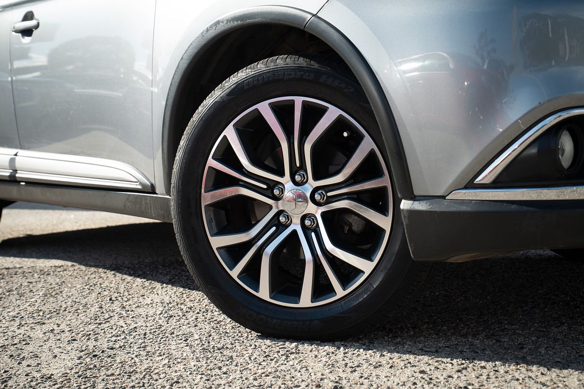 2015 Mitsubishi Outlander LS ZK