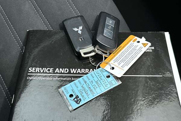 2021 Mitsubishi Outlander LS ZL thumb-22