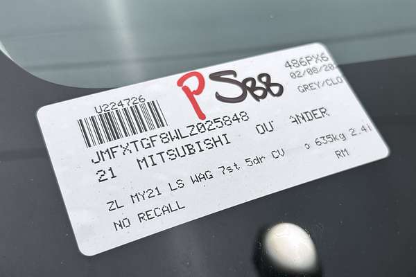 2021 Mitsubishi Outlander LS ZL thumb-23