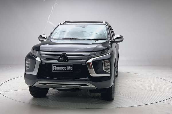 2023 Mitsubishi Pajero Sport GLS QF thumb-2