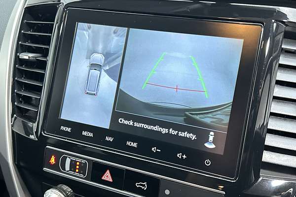 2023 Mitsubishi Pajero Sport GLS QF thumb-14