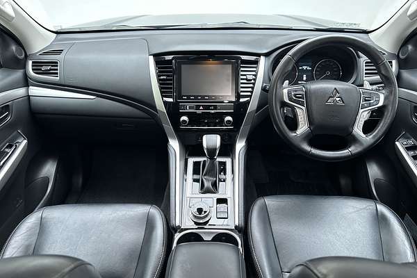 2023 Mitsubishi Pajero Sport GLS QF thumb-19