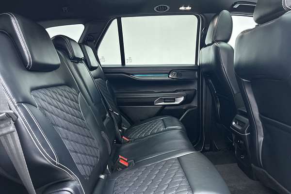 2024 Ford Everest Platinum 3.0L thumb-11