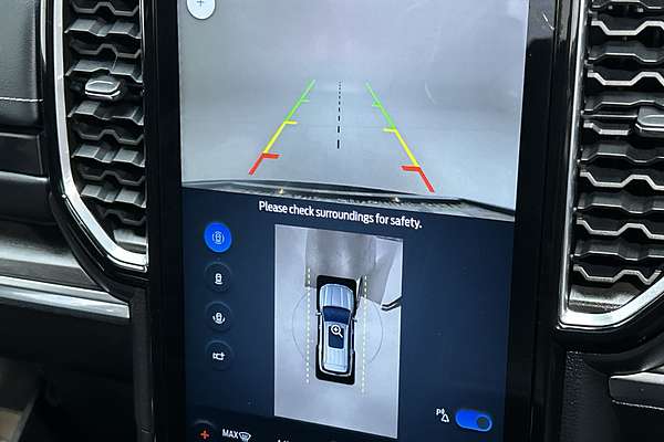 2024 Ford Everest Platinum 3.0L thumb-15