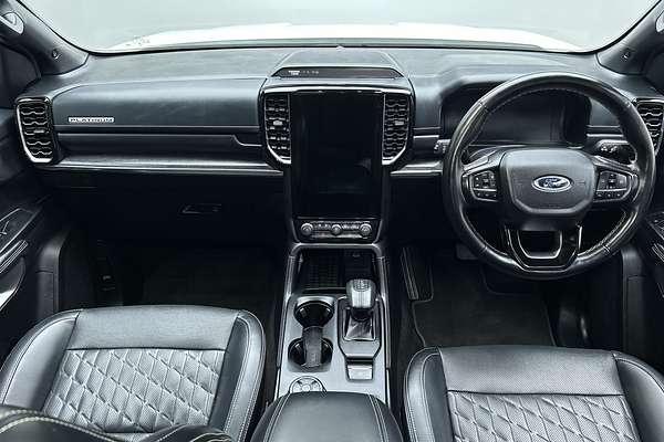 2024 Ford Everest Platinum 3.0L thumb-19